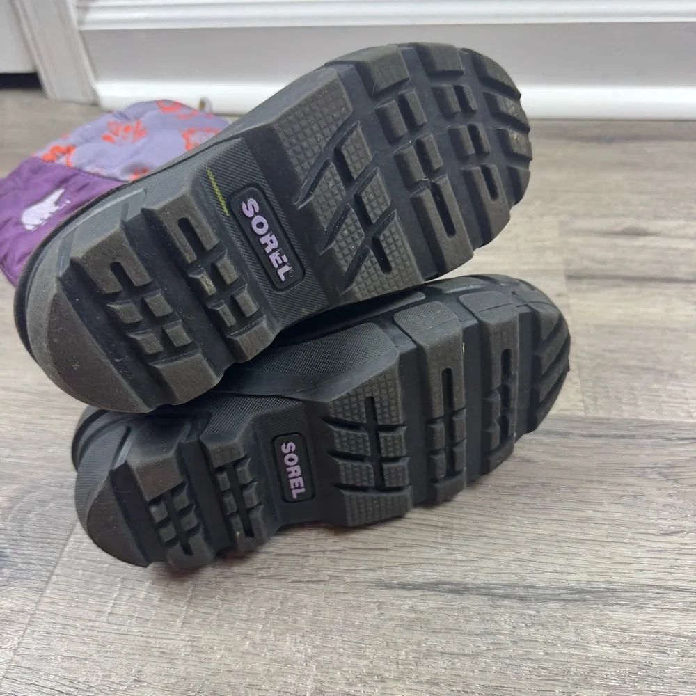 Sorel Cub Winter Boots Youth Size 12 Floral Purple & Black Pull On Waterproof